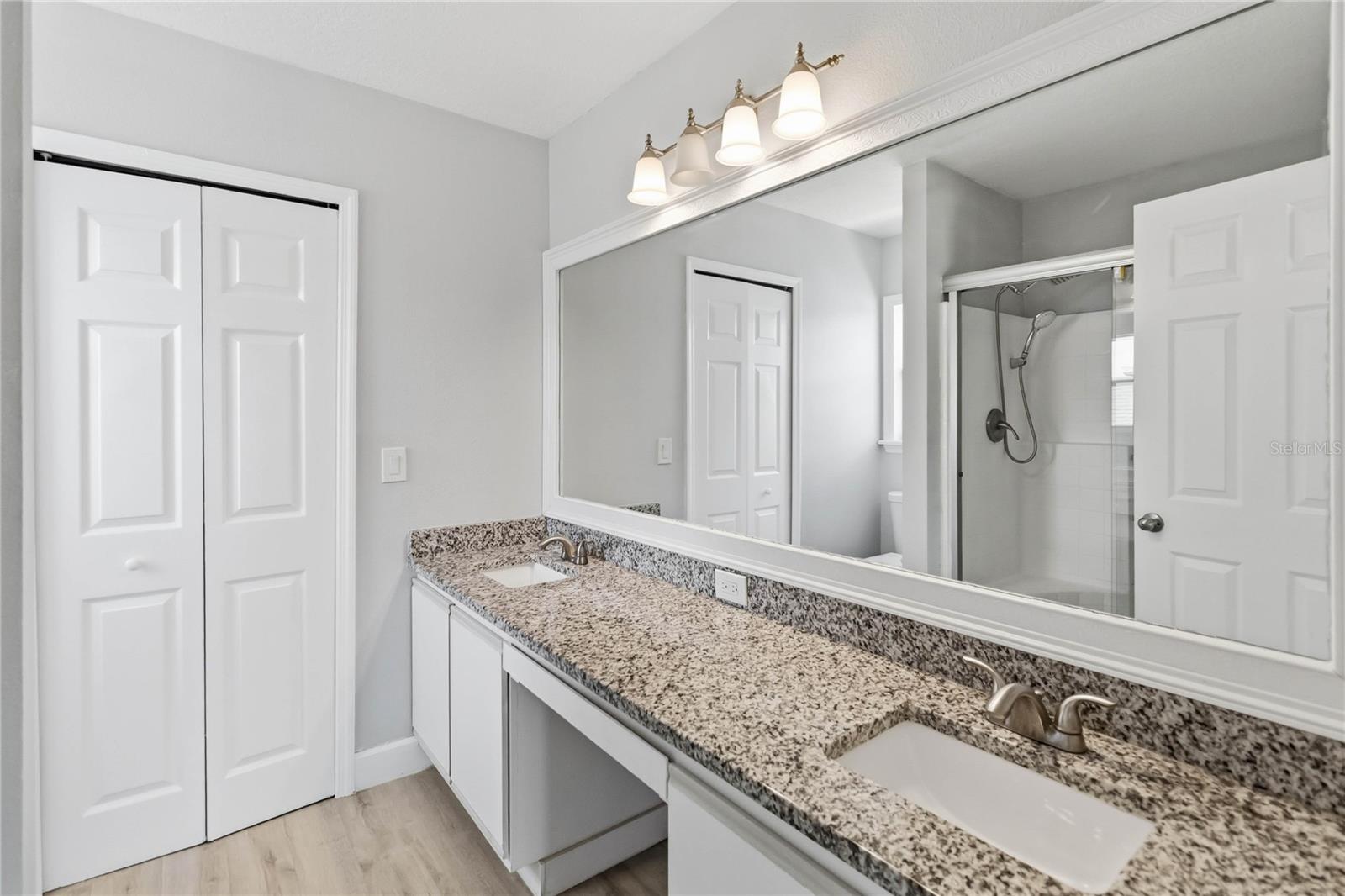HEATHER GLEN AT MEADOW WOODS 43/134 - Residential