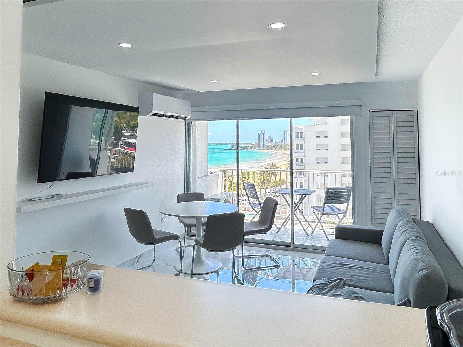 CONDOMINIO EL GIRASOL - Residential