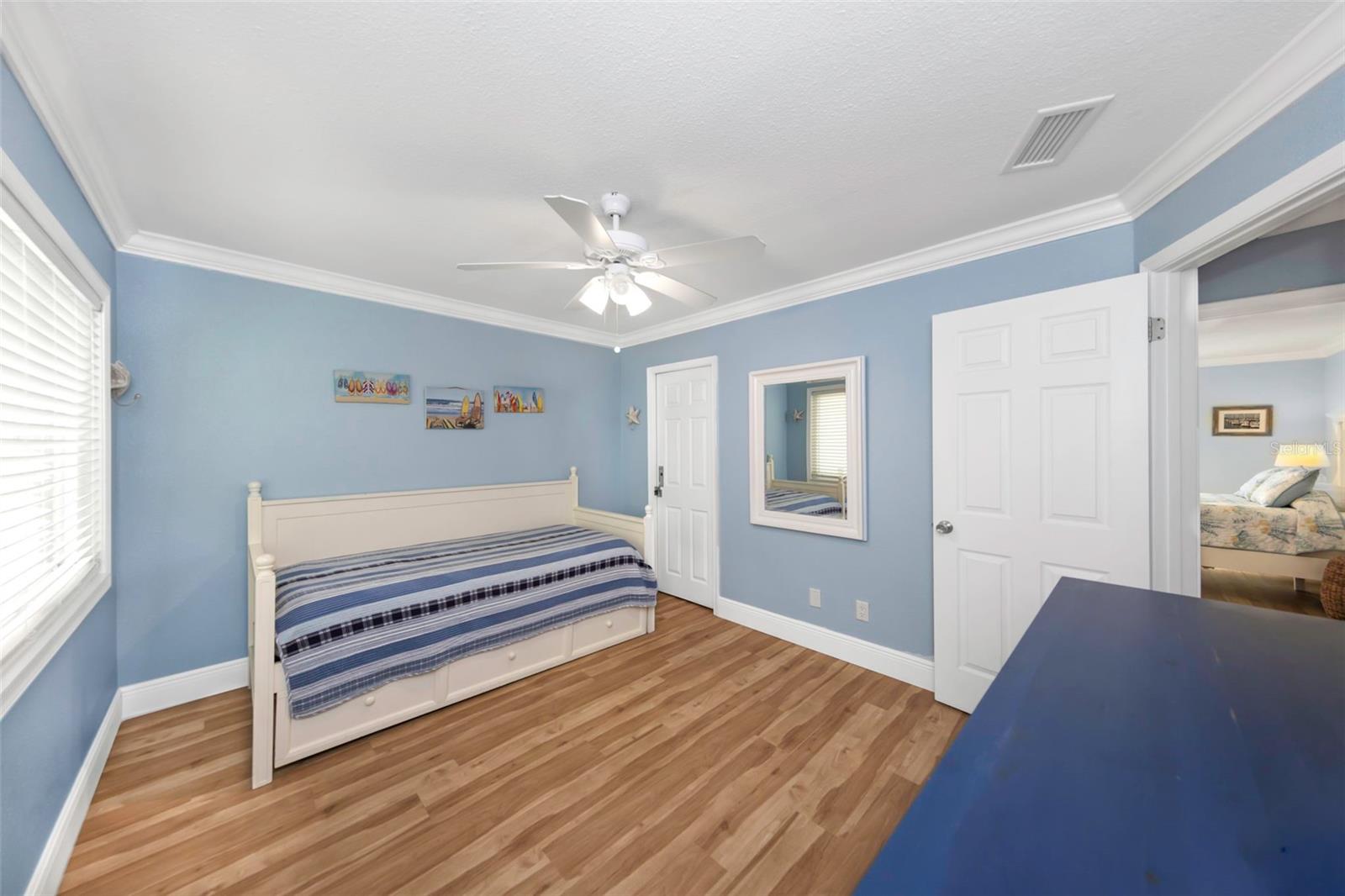 PIPERS III A CONDO - Residential