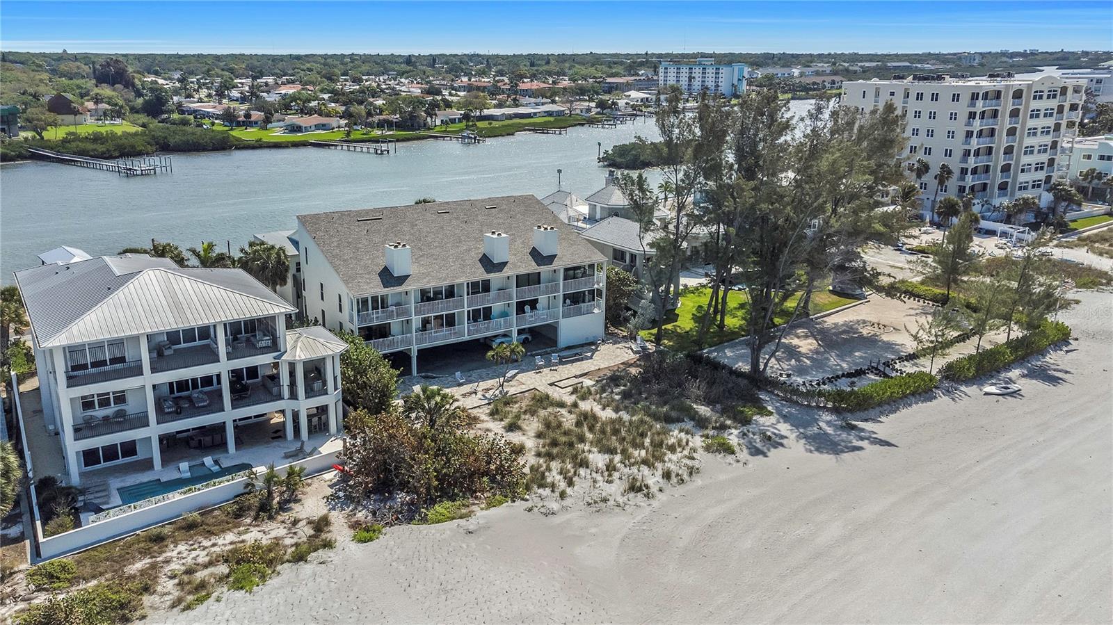 PIPERS III A CONDO - Residential
