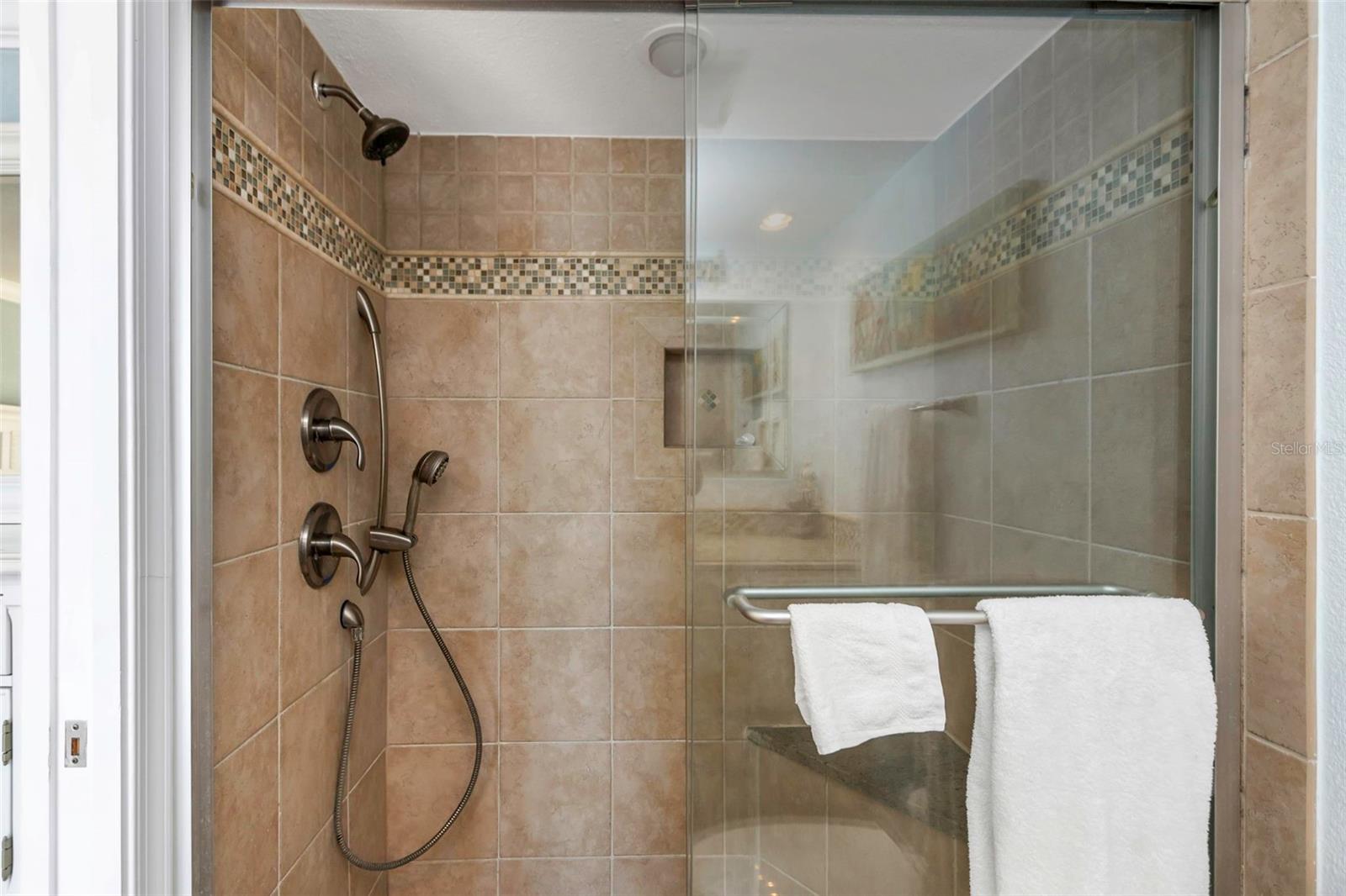PIPERS III A CONDO - Residential