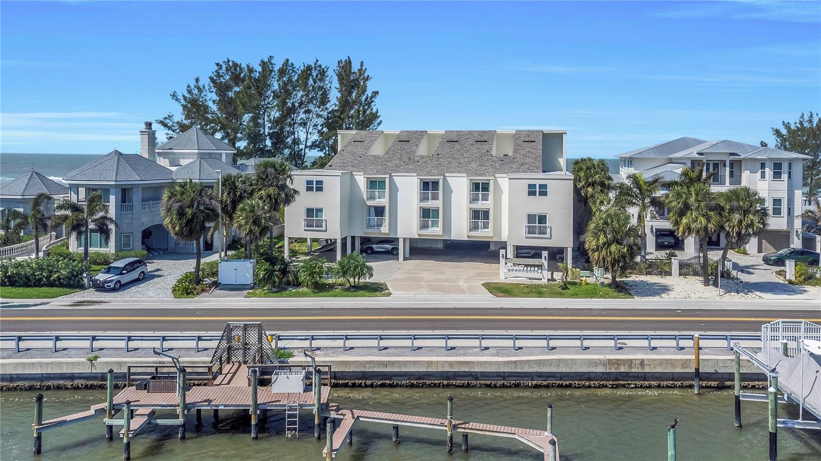 PIPERS III A CONDO - Residential