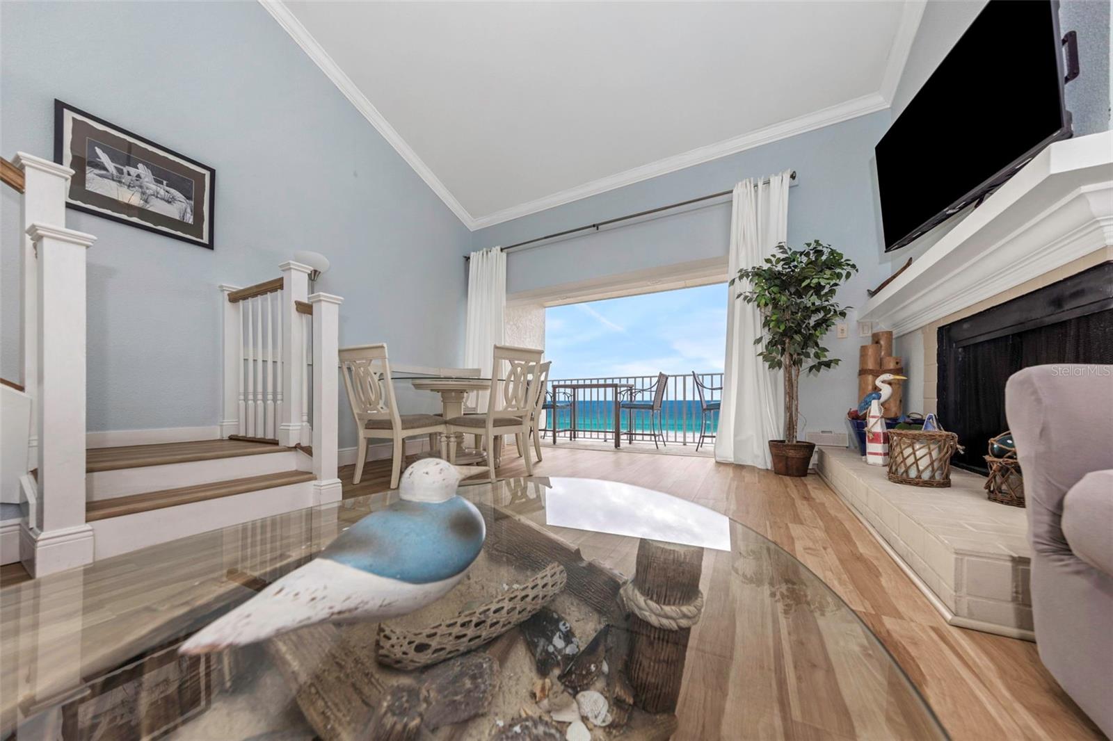 PIPERS III A CONDO - Residential