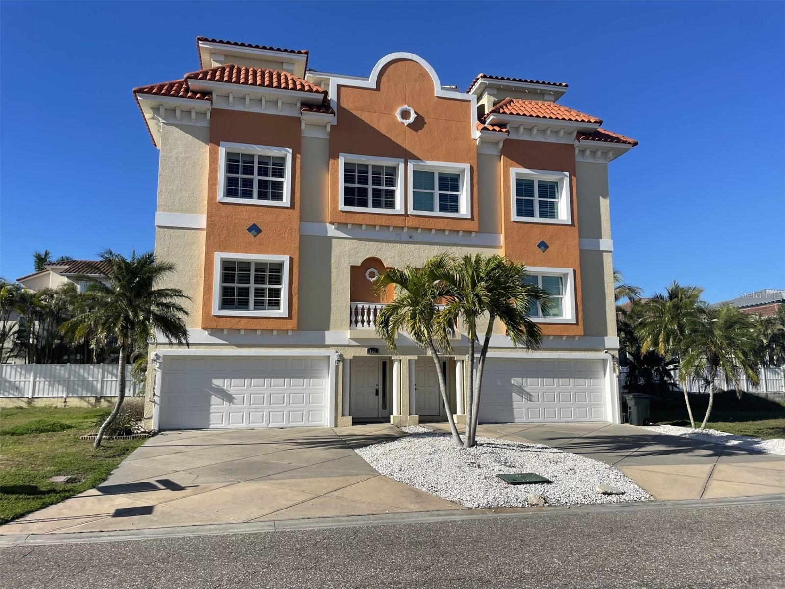 GAY SHORES - Residential
