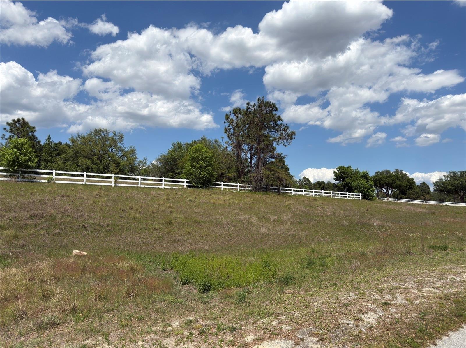 RANCH CLUB SUB - Land