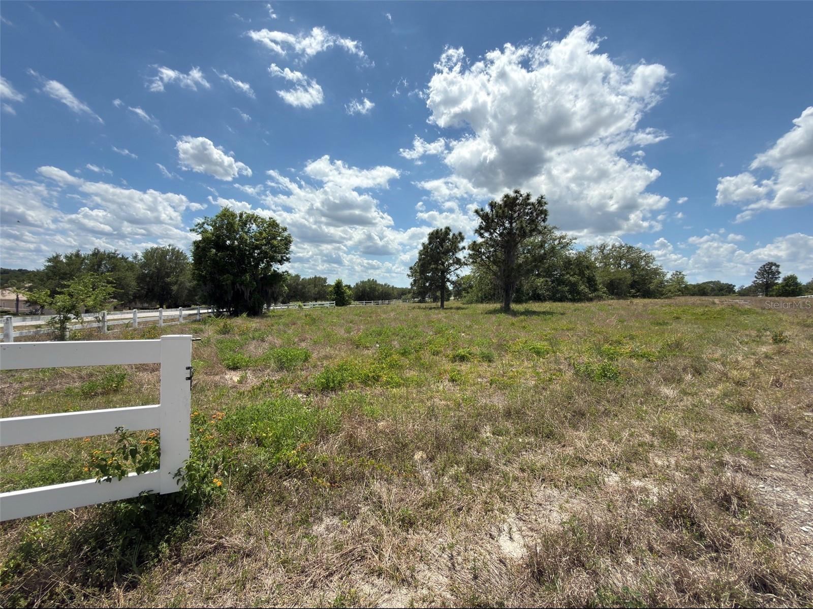 RANCH CLUB SUB - Land