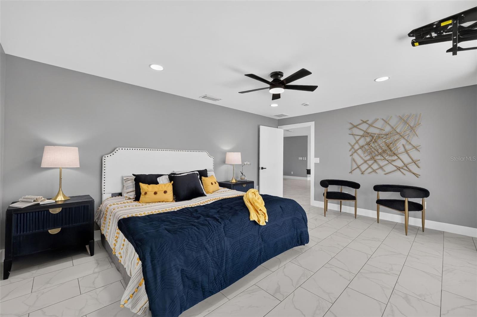 RIVIERA NORTH - Residential
