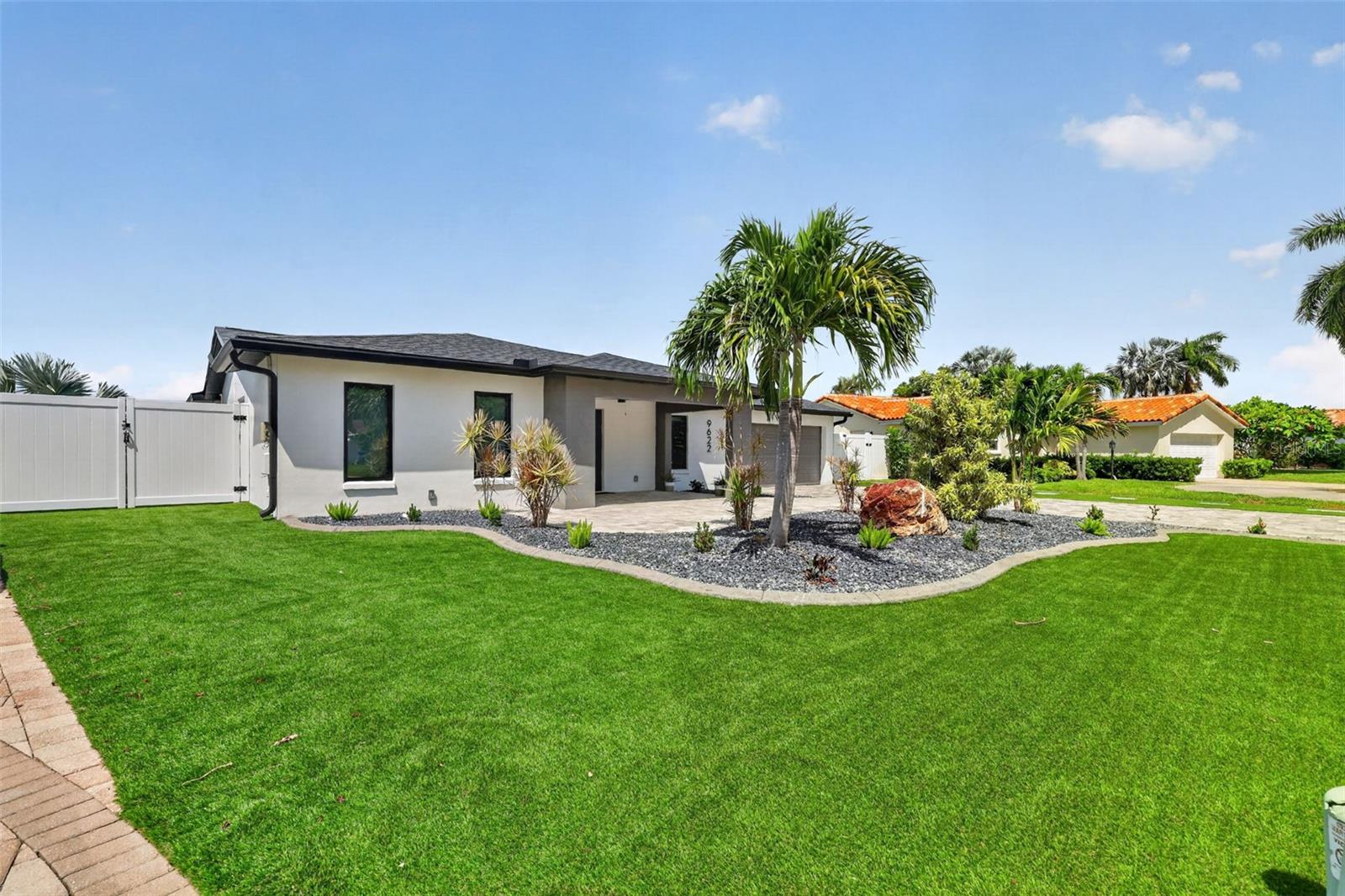 RIVIERA NORTH - Residential