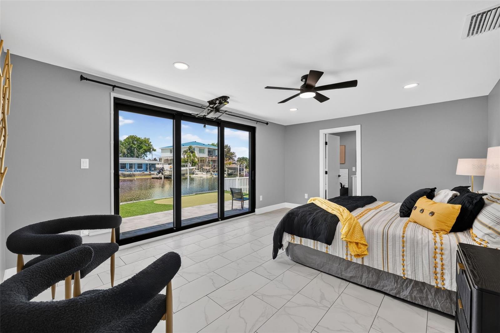 RIVIERA NORTH - Residential