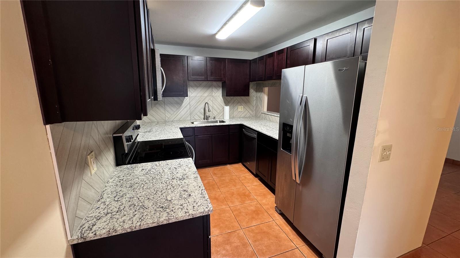 WINDWARD SQUARE SEC 2 - Residential Lease