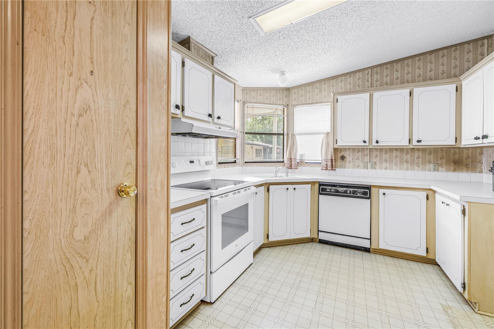 PARADISE ISLAND CO-OP INC - Residential