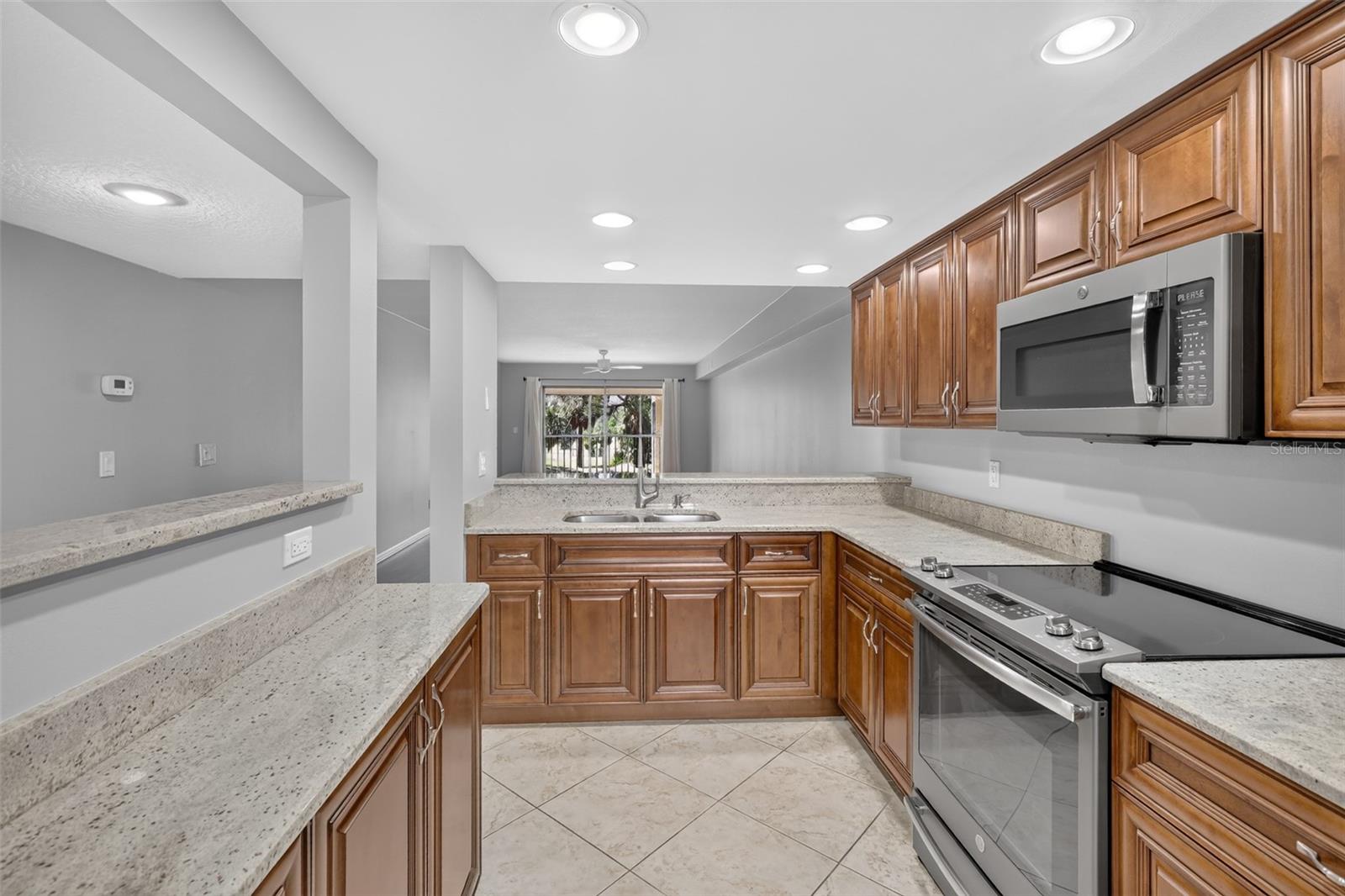 GREEN DOLPHIN PARK MID-RISE CONDO - Residential