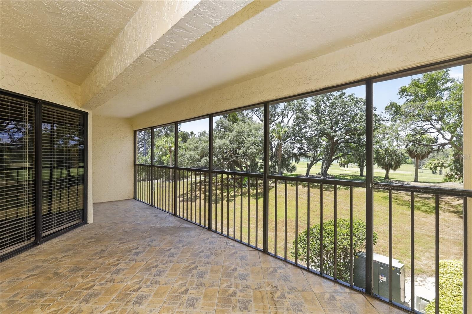 GREEN DOLPHIN PARK MID-RISE CONDO - Residential