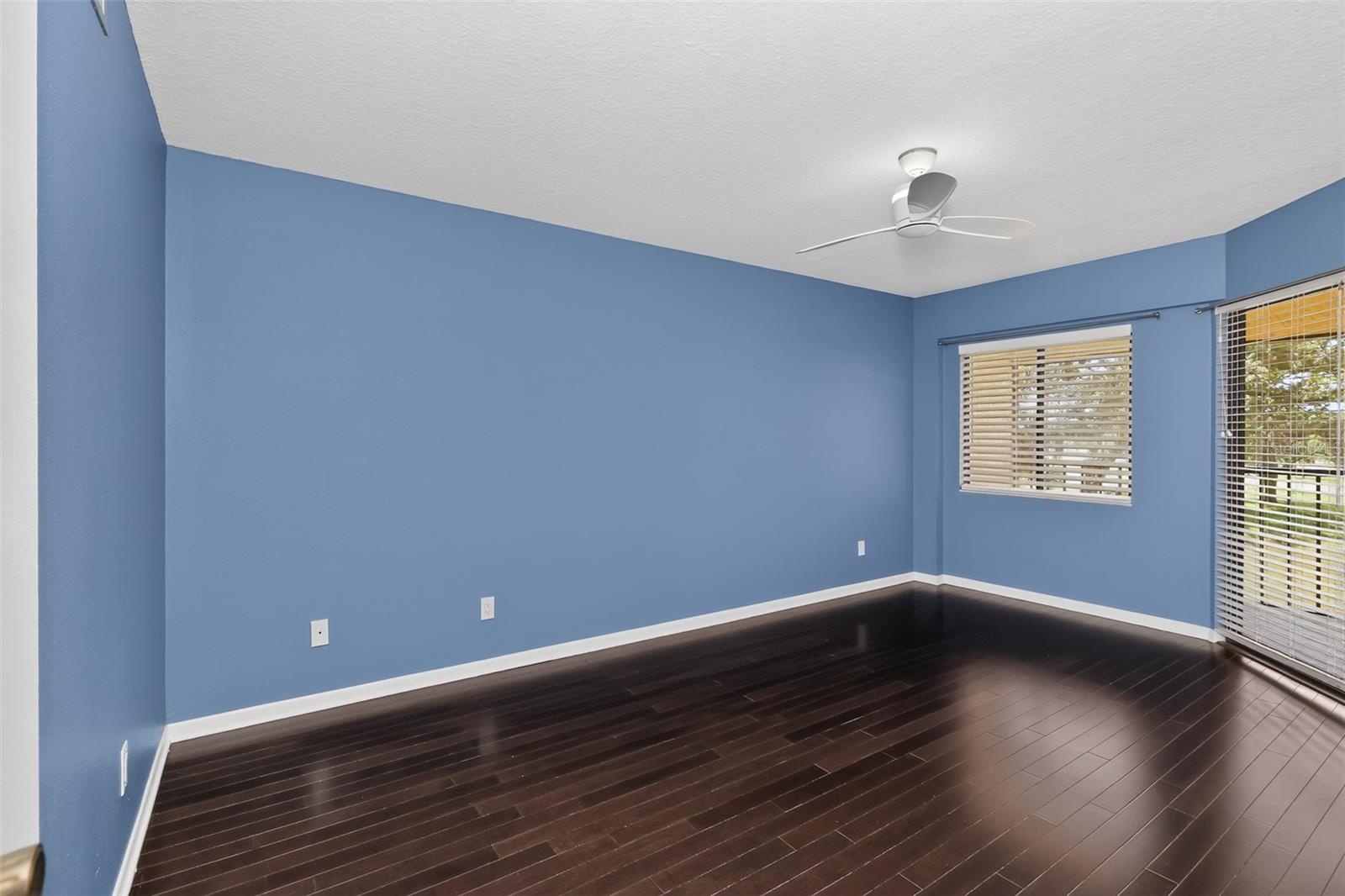 GREEN DOLPHIN PARK MID-RISE CONDO - Residential