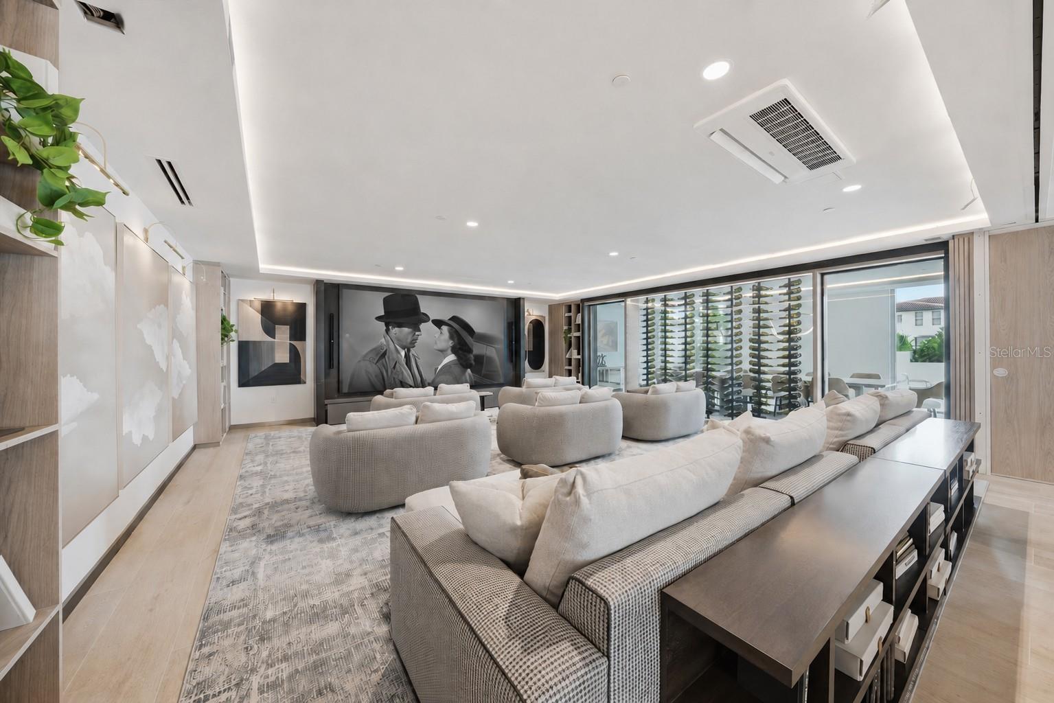 WESTSHORE YACHT CLUB, AQUA TOWER 1 - Residential