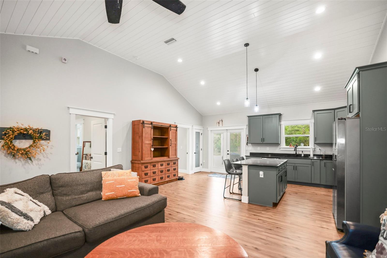 RIDGE MANOR ESTATE - Residential