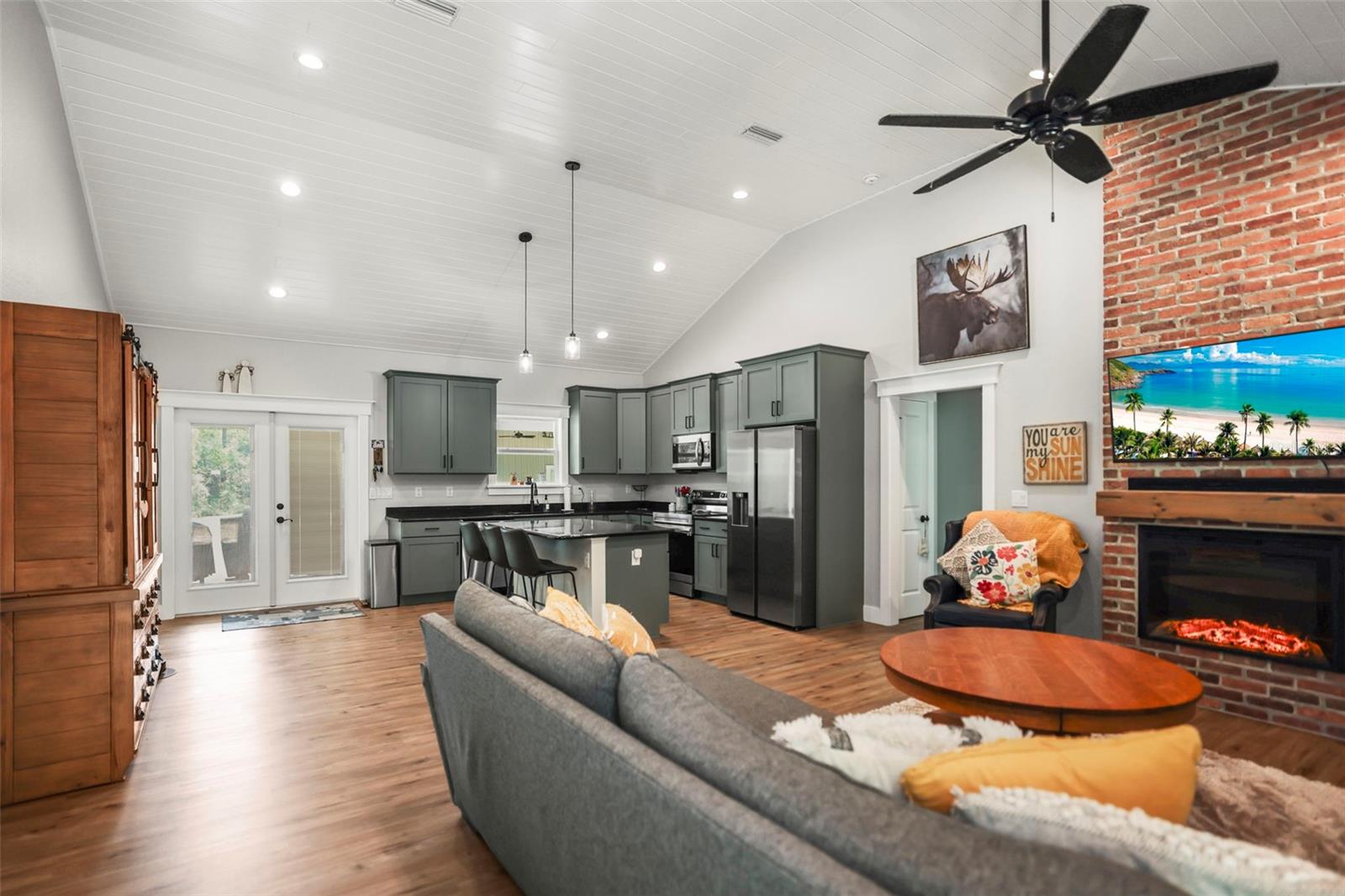 RIDGE MANOR ESTATE - Residential