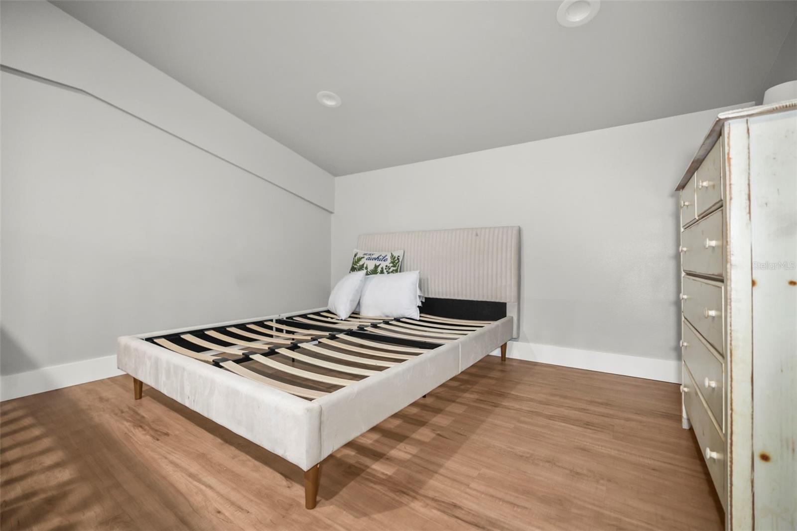 RIDGE MANOR ESTATE - Residential