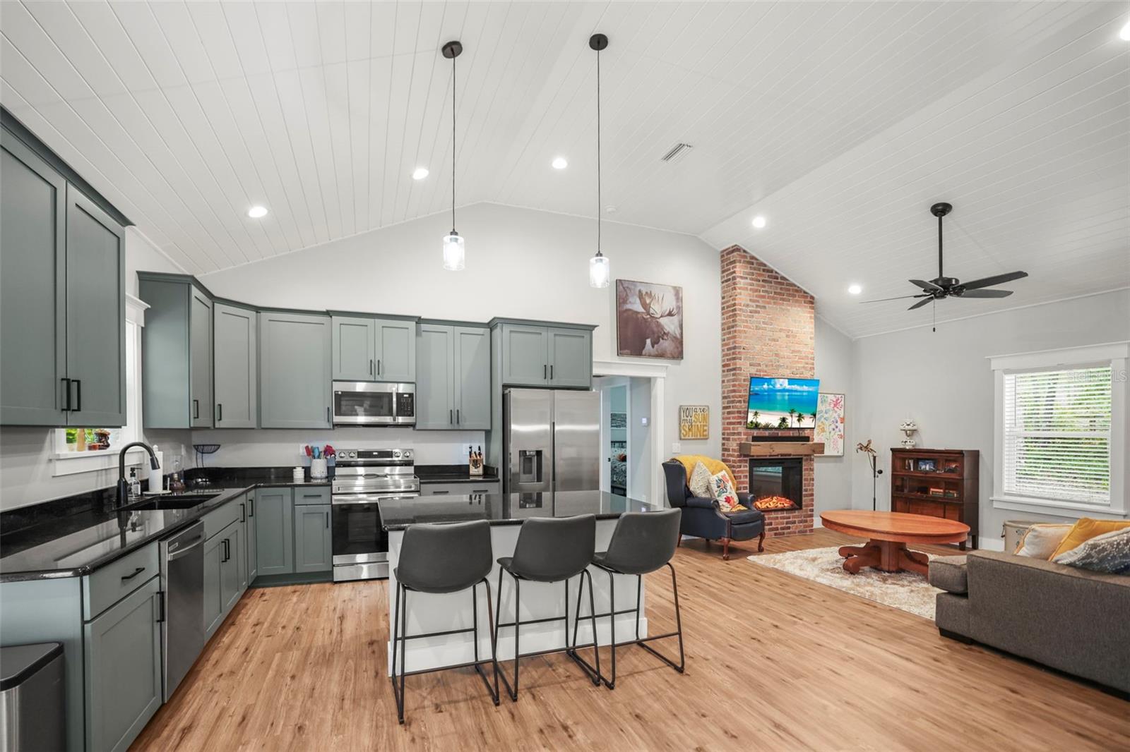 RIDGE MANOR ESTATE - Residential