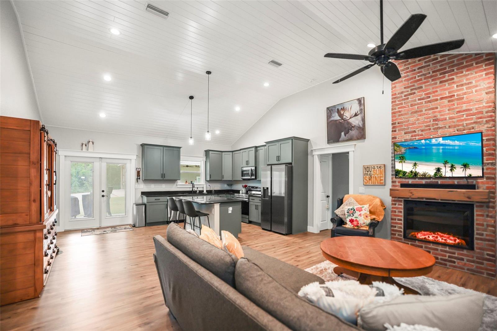 RIDGE MANOR ESTATE - Residential