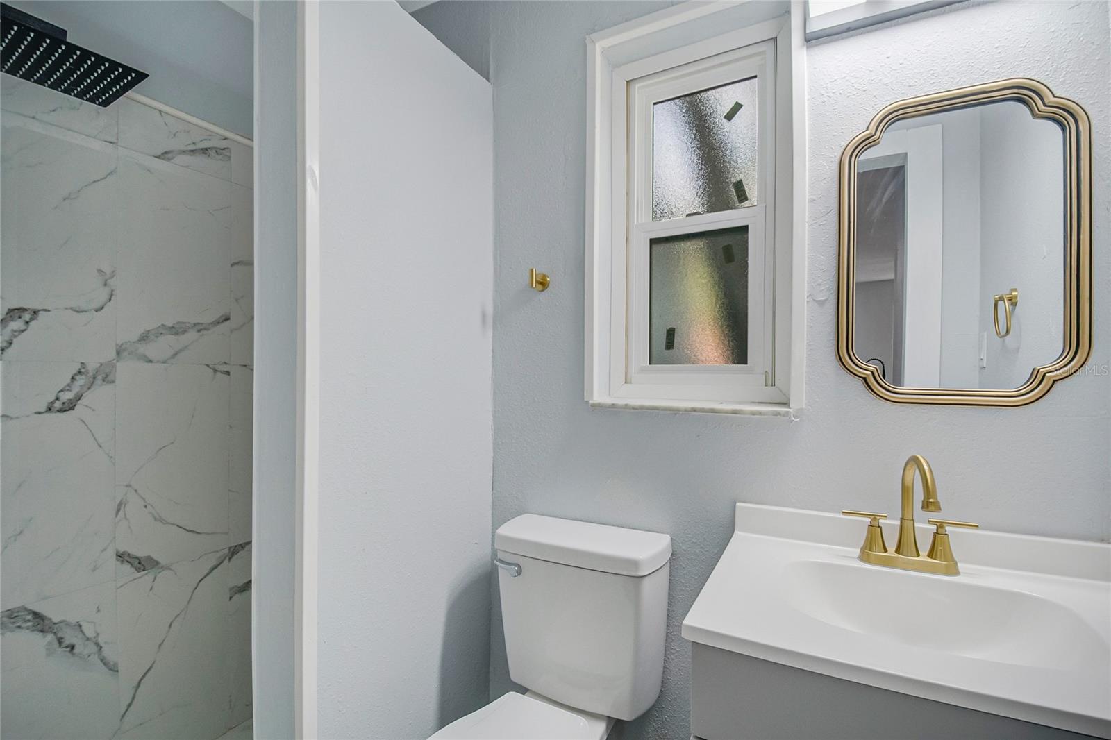 LEESBURG WINFRAME TERRACE - Residential