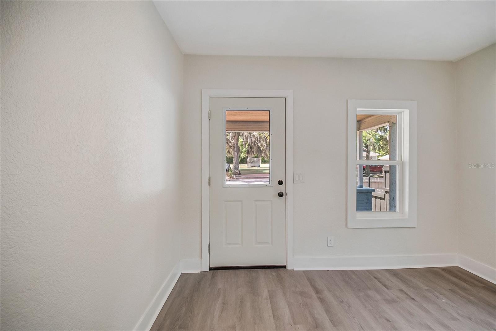 LEESBURG WINFRAME TERRACE - Residential