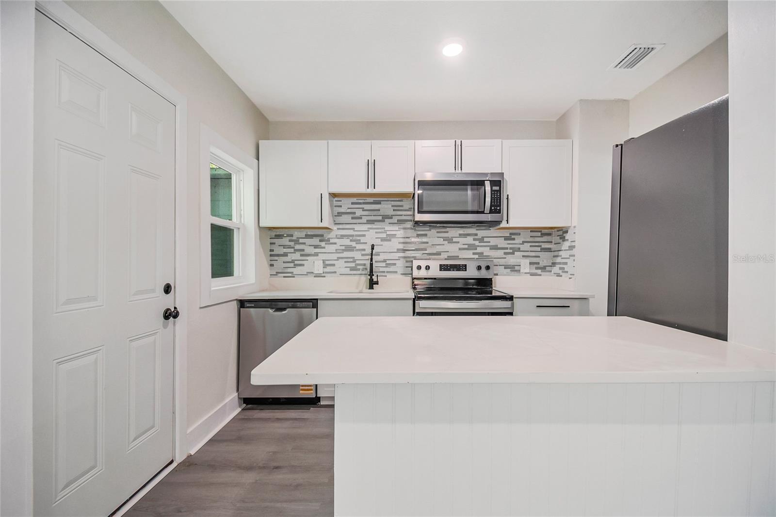 LEESBURG WINFRAME TERRACE - Residential