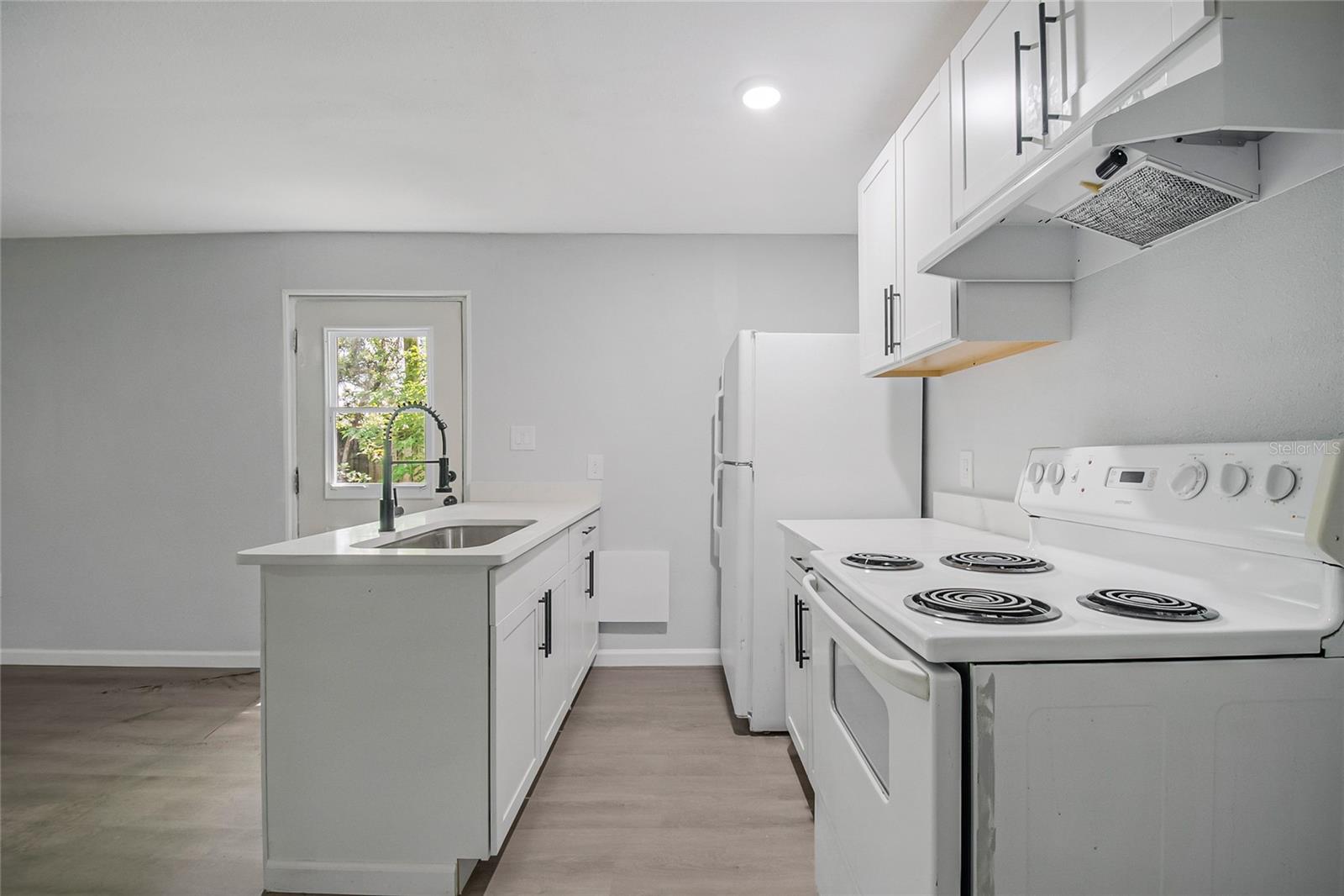 LEESBURG WINFRAME TERRACE - Residential