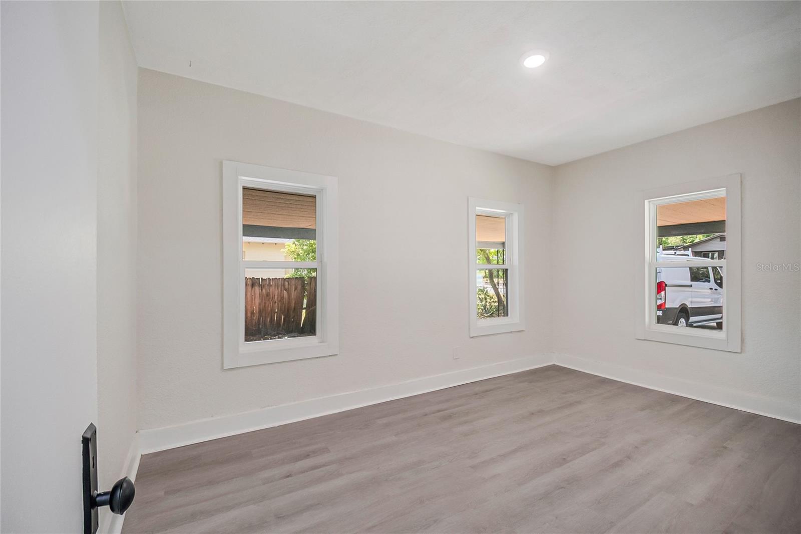 LEESBURG WINFRAME TERRACE - Residential