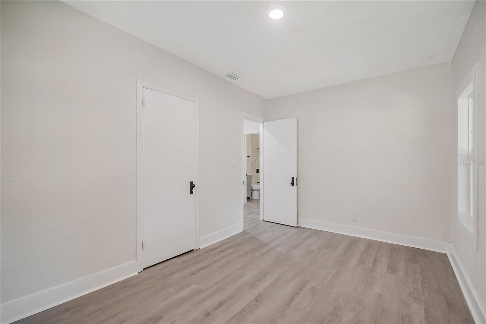 LEESBURG WINFRAME TERRACE - Residential