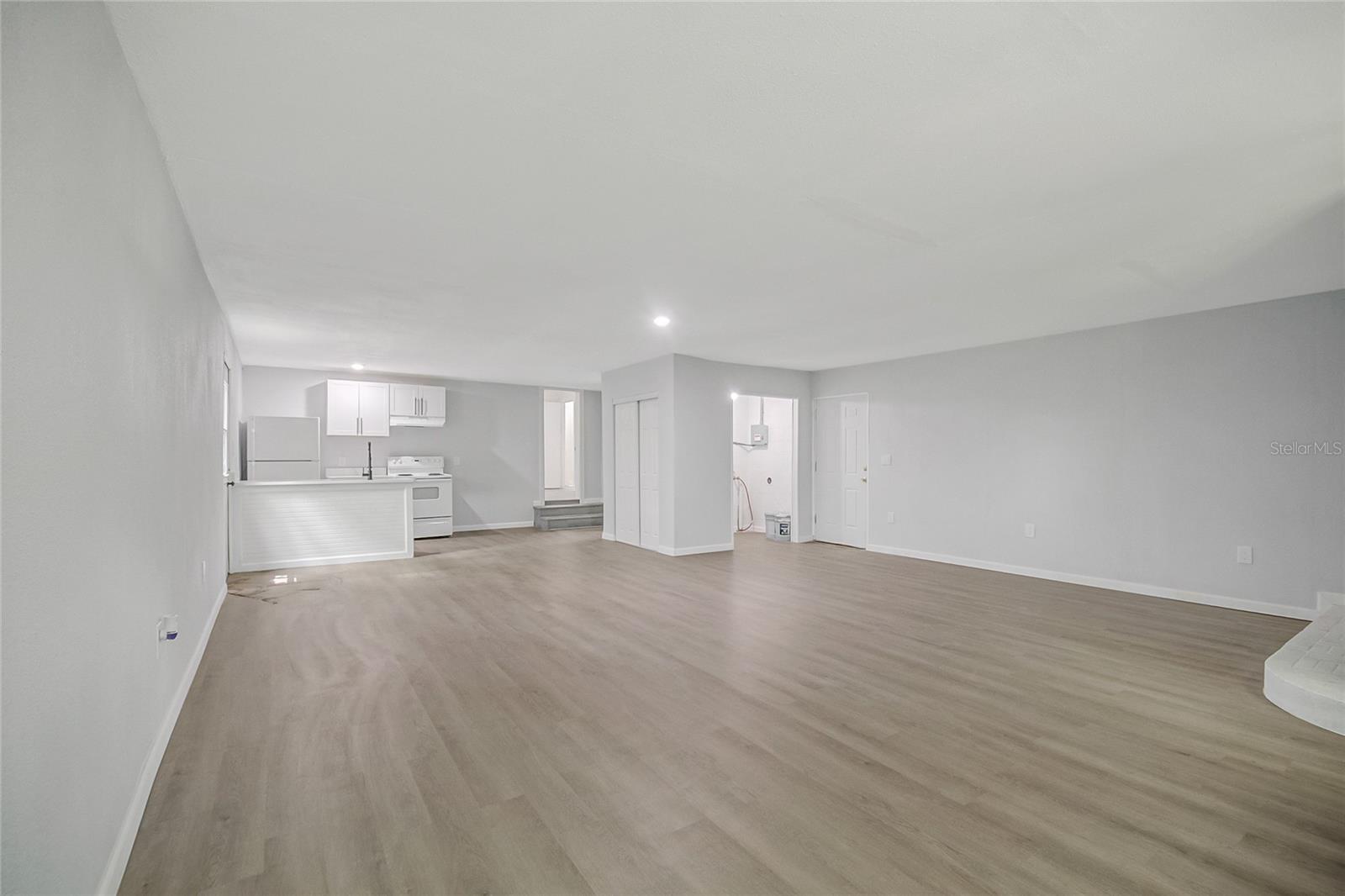 LEESBURG WINFRAME TERRACE - Residential