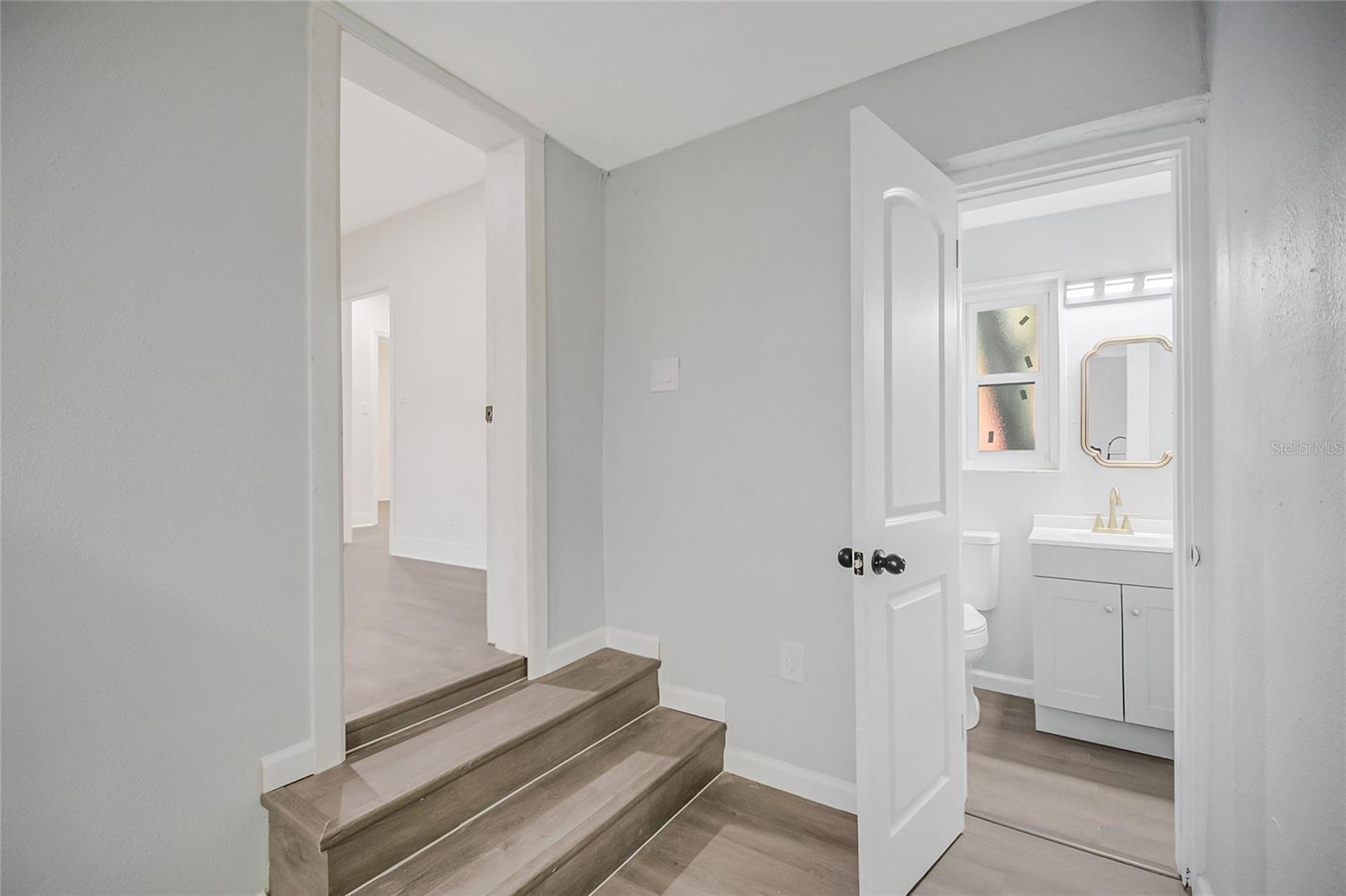 LEESBURG WINFRAME TERRACE - Residential
