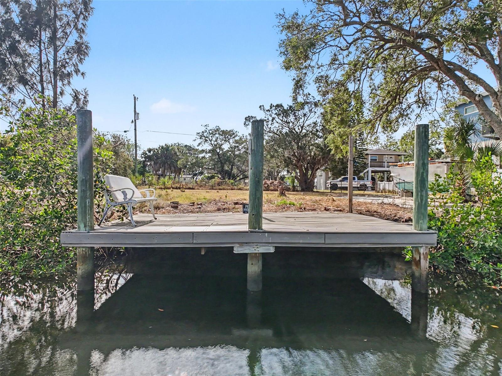 PINE ISLAND ESTATES - Land