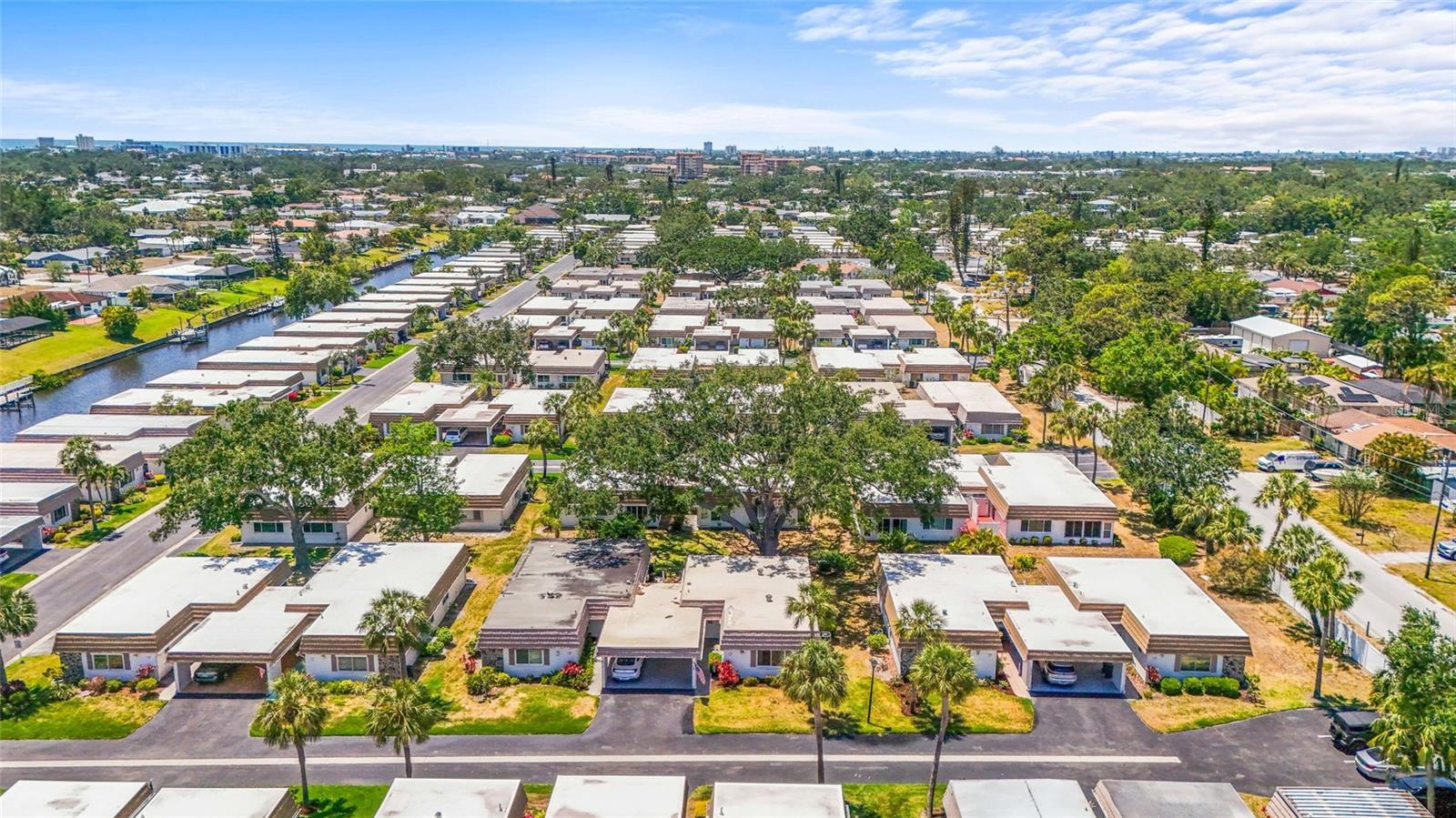 STRATHMORE RIVERSIDE - Residential