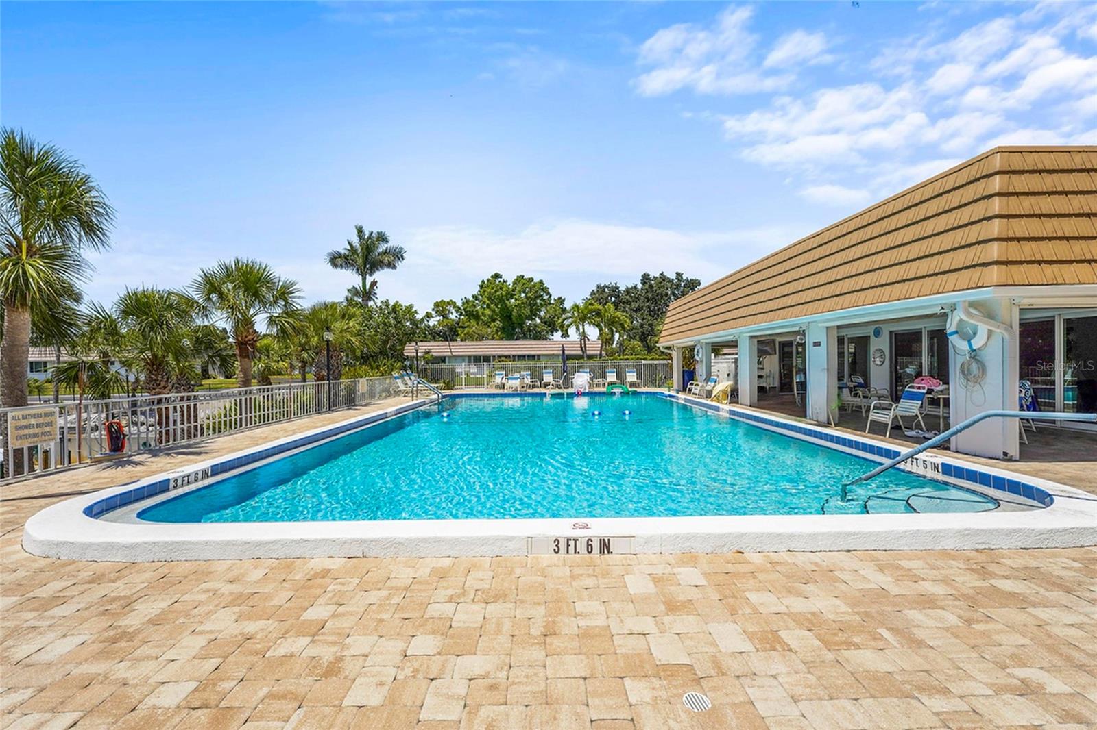 STRATHMORE RIVERSIDE - Residential