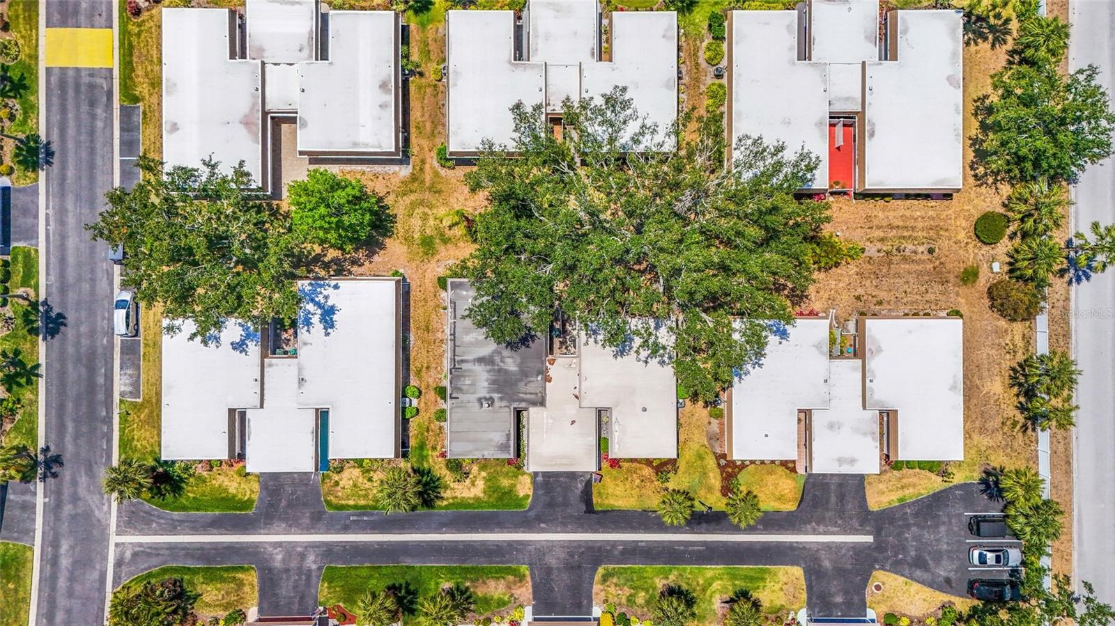 STRATHMORE RIVERSIDE - Residential