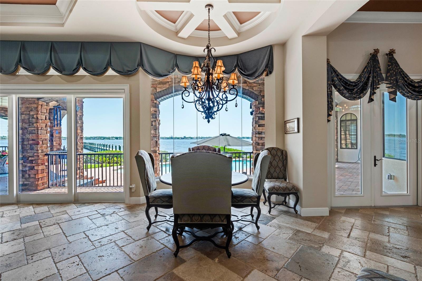 RICHARDS ADD TO PALMETTO - Residential