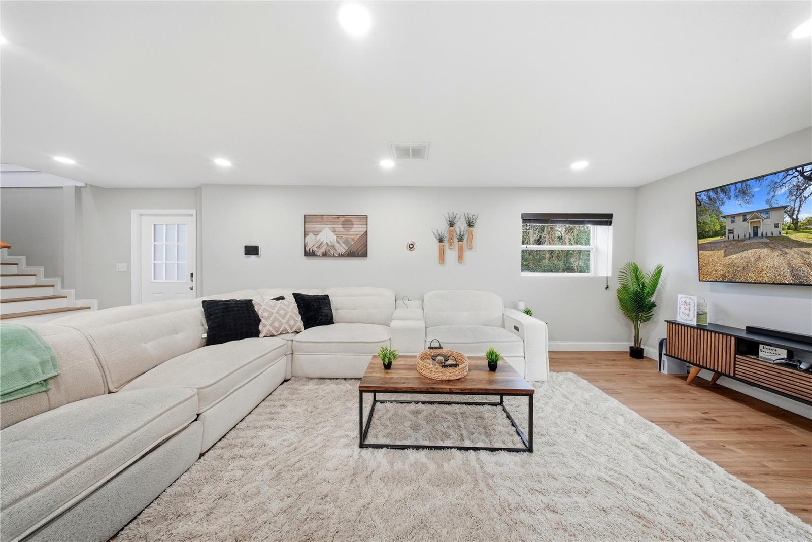 UCETA HEIGHTS - Residential