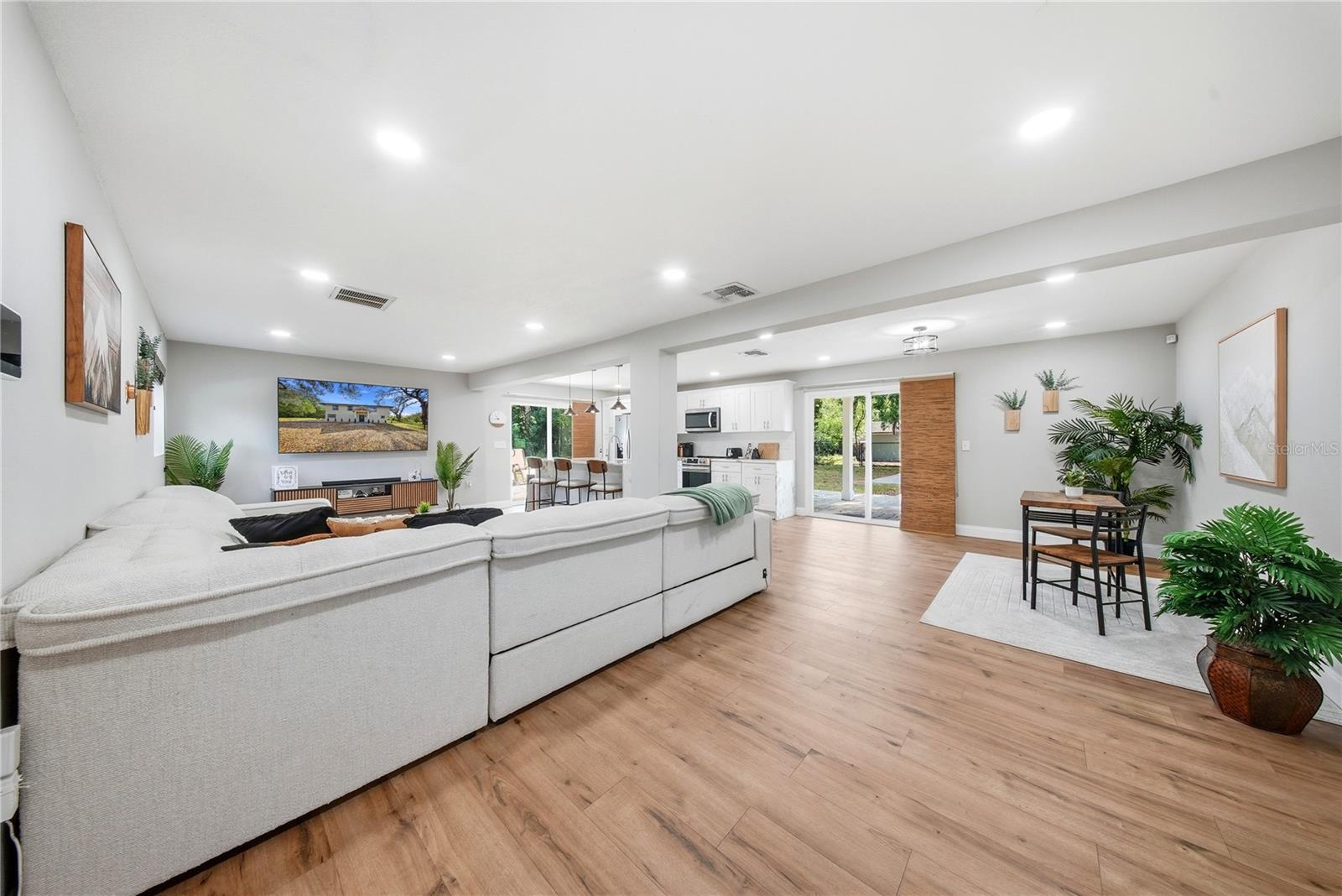 UCETA HEIGHTS - Residential