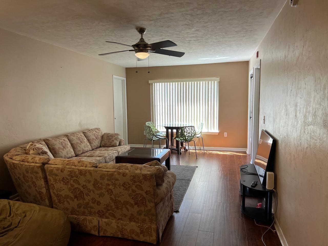 UNIVERSITY TERRACE WEST - Residential Lease
