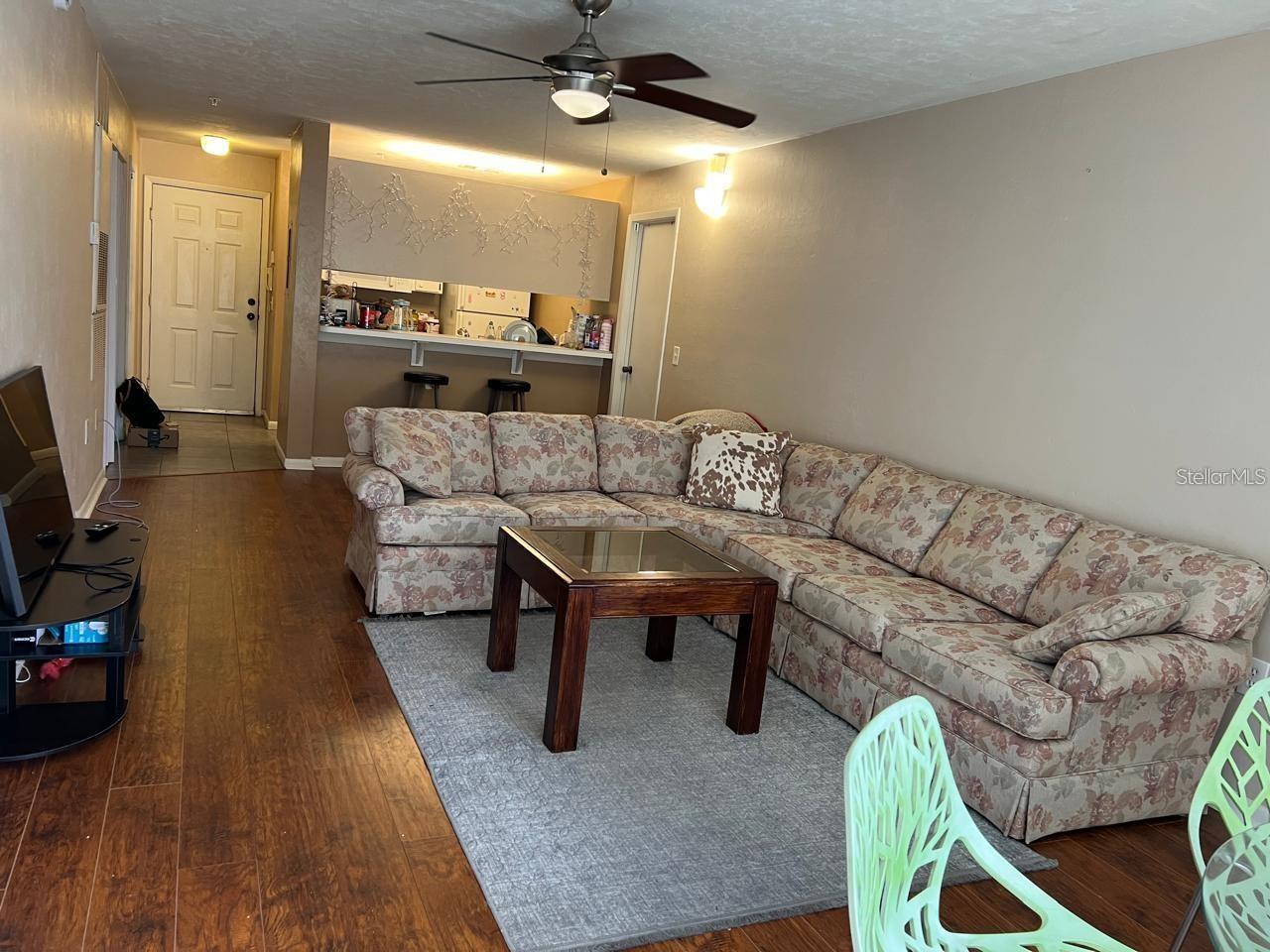 UNIVERSITY TERRACE WEST - Residential Lease