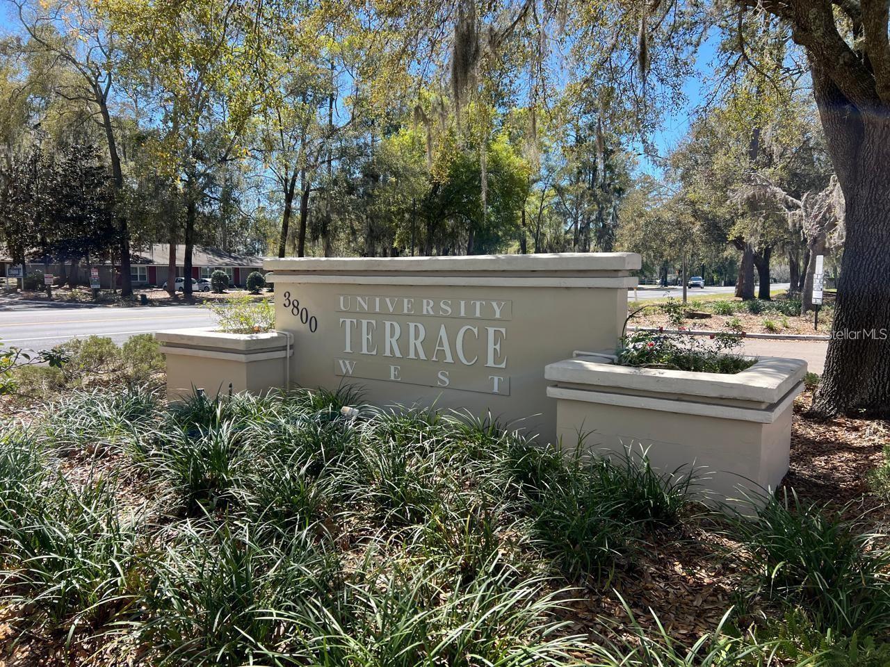 UNIVERSITY TERRACE WEST - Residential Lease