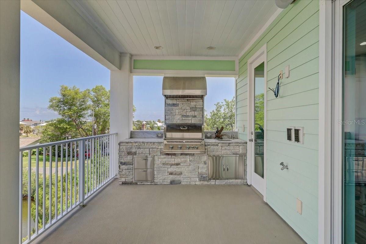 HERNANDO BEACH - Residential