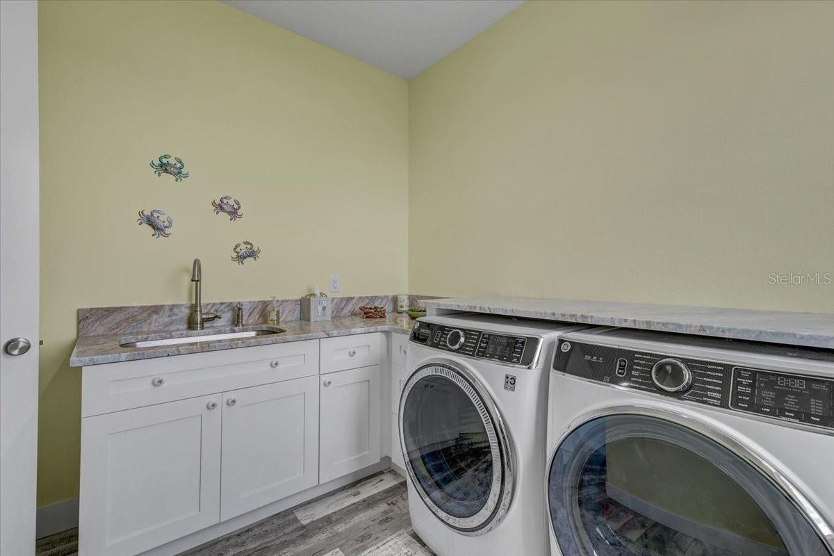 HERNANDO BEACH - Residential