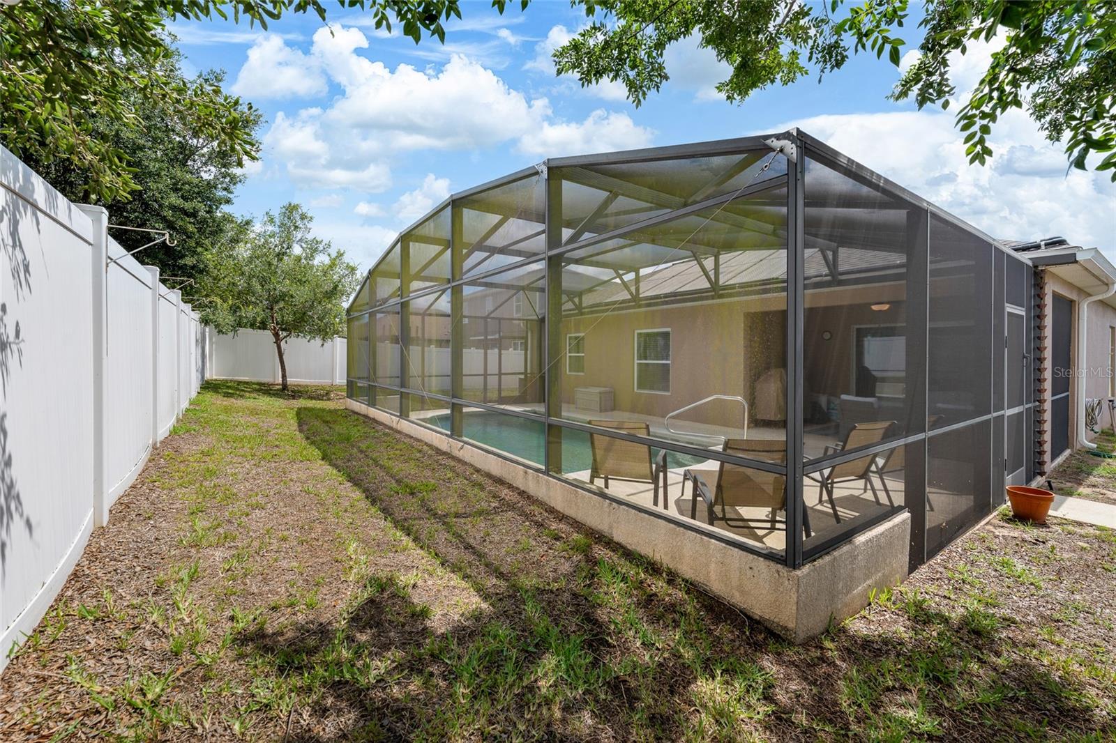 BARRINGTON ESTATES - Residential
