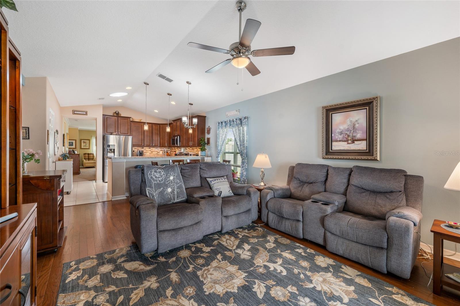 BARRINGTON ESTATES - Residential