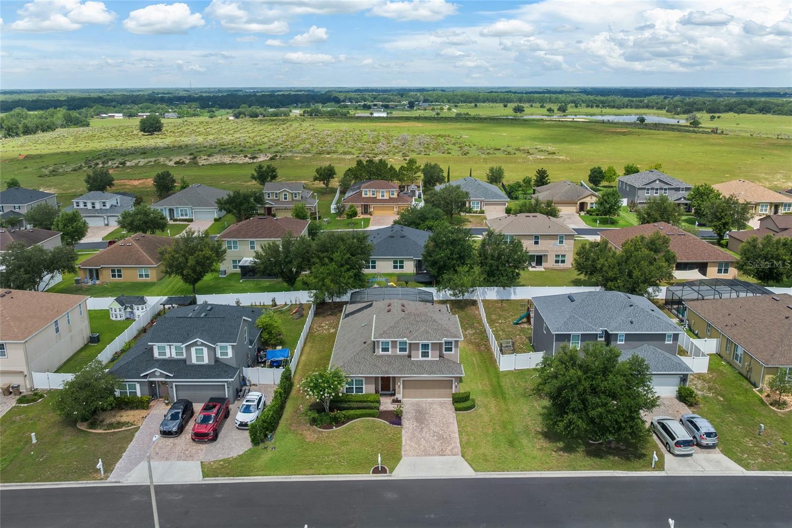 BARRINGTON ESTATES - Residential