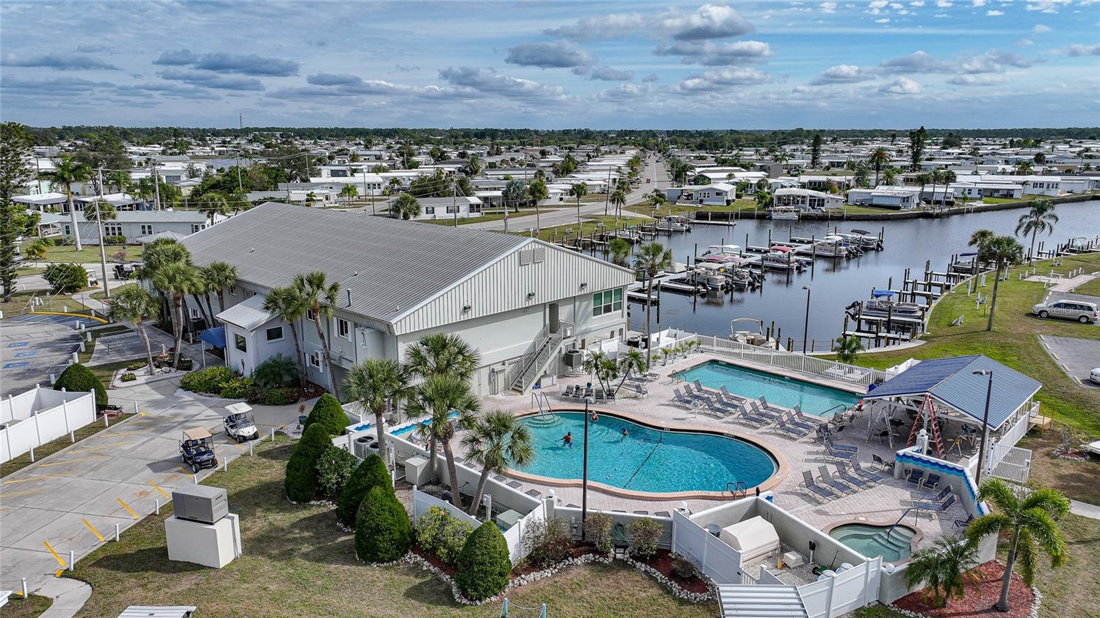 HARBOR COVE - Residential