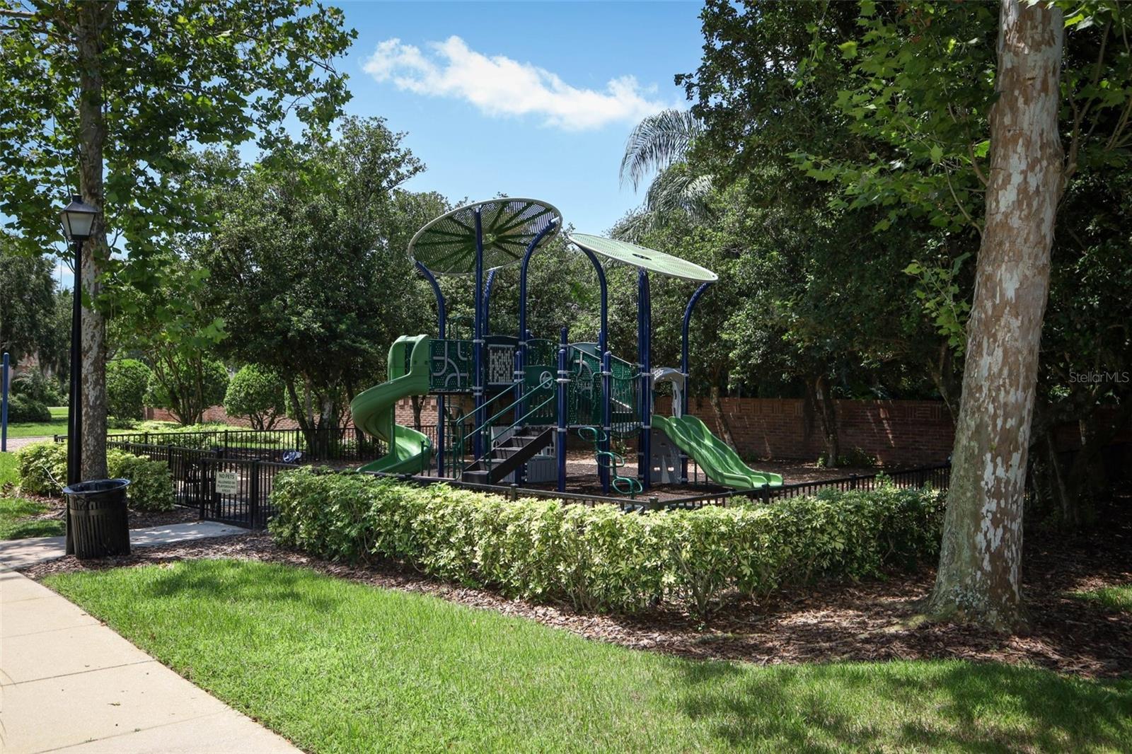 VILLAGES AT KINGSBRIDGE WEST TR B-1 - Residential