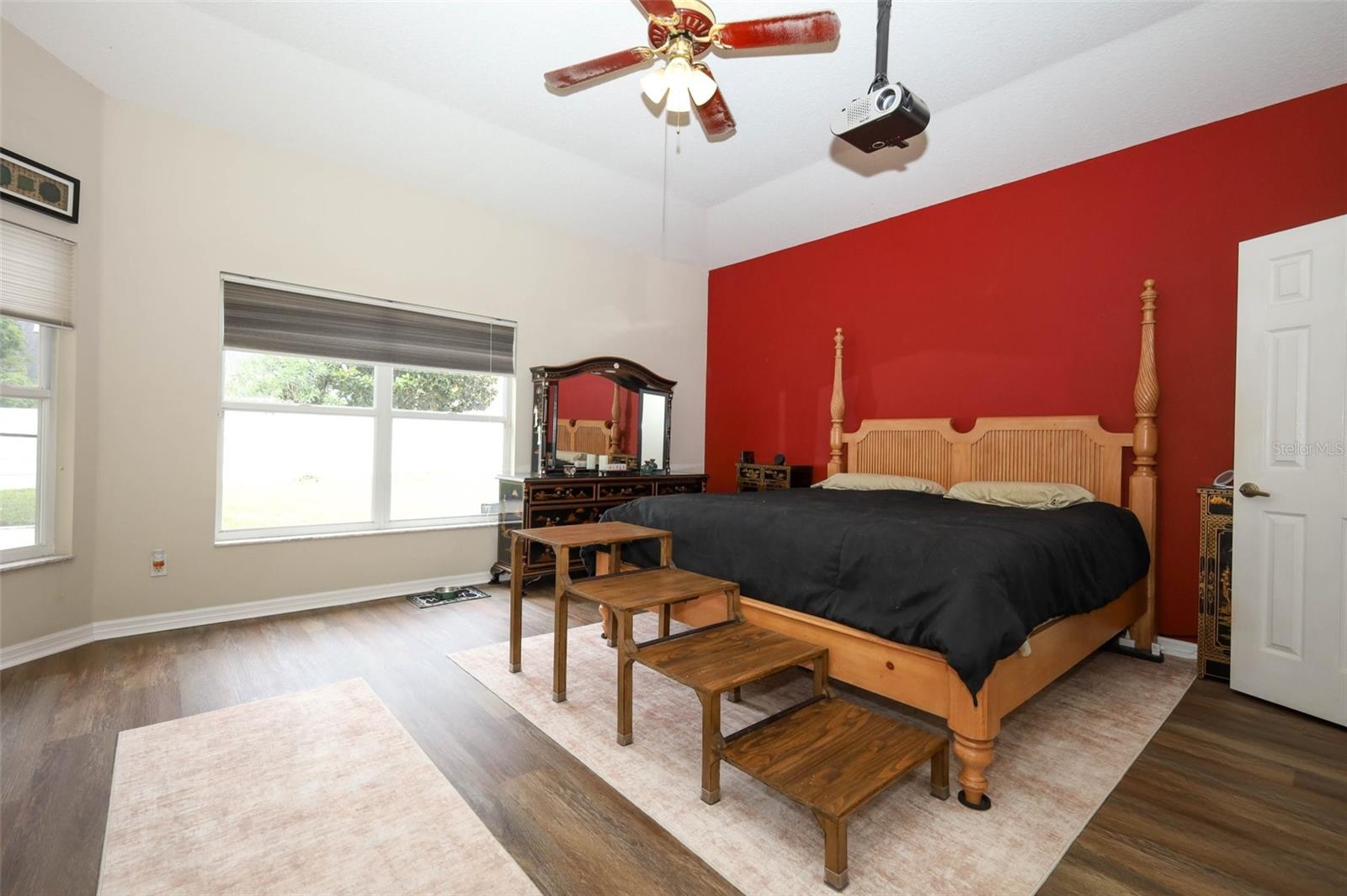 VILLAGES AT KINGSBRIDGE WEST TR B-1 - Residential